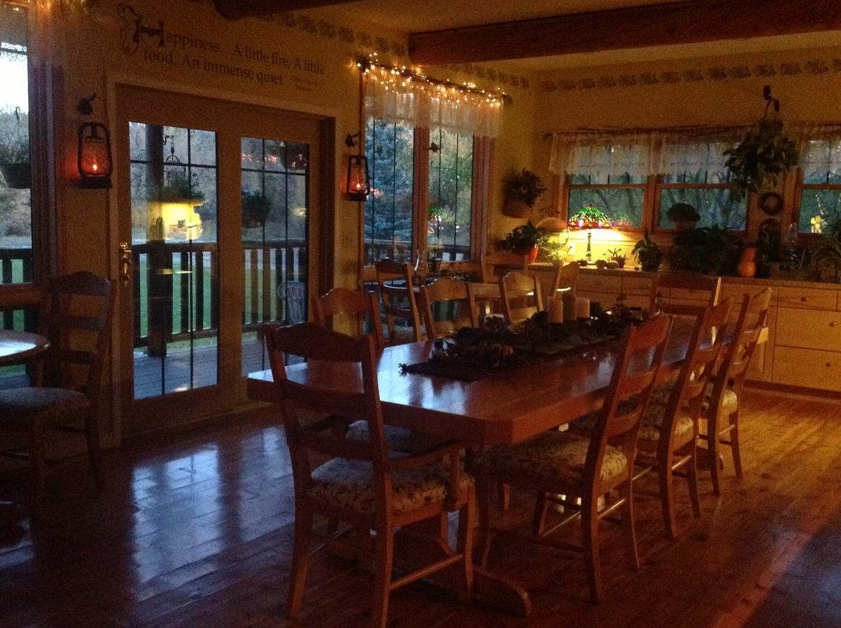 Blue Heron Inn Bed And Breakfast Rexburg Esterno foto